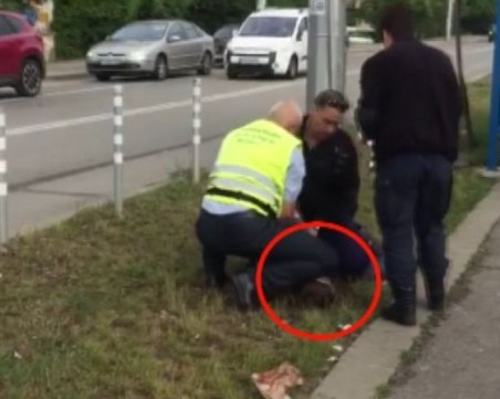 Без наказания за грубия арест на агресивен пътник без билет ВИДЕО