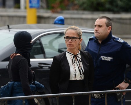 Бившата кметица Десислава Иванчева ще съди България в Страсбург