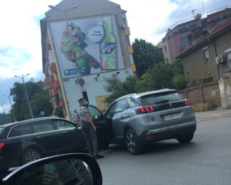 Още две катастрофи в Пловдив, този път в Кършияка