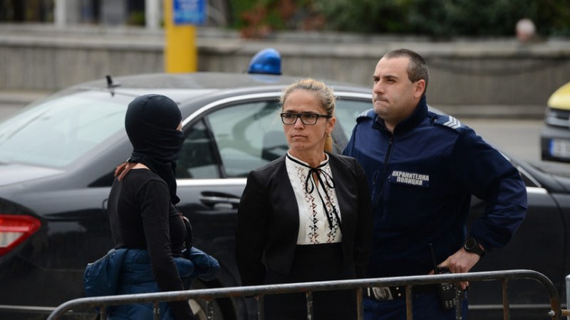 Бившата кметица Десислава Иванчева ще съди България в Страсбург