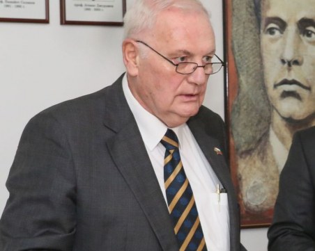 Сертификат за благотворителност от МУ-Пловдив получи почетния консул на България в Белгия