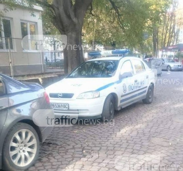 Екшън край Пловдив! Баща и син нападнаха данъчни заради дълговете им