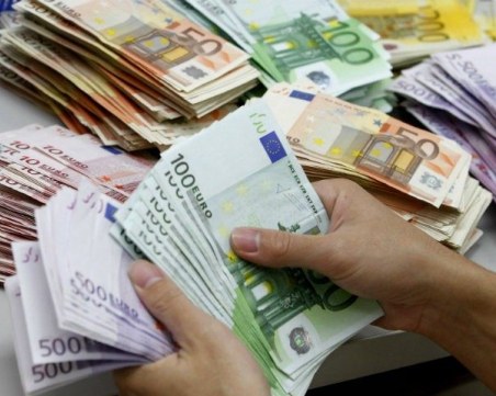 До четири години гоним европейски заплати