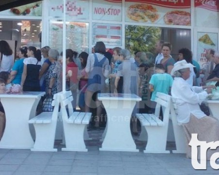 Дрогирани нападнаха със стикове за голф дюнер на Пещерско шосе