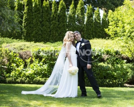 Семейство Плевнелиеви с екзотичен подарък от сватбата! Готвят се за почивка на Малдивите