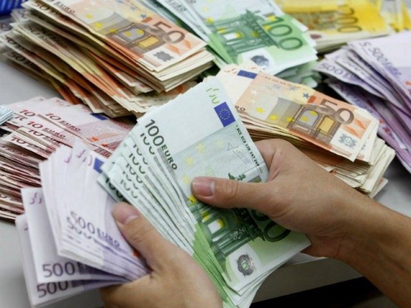 До четири години гоним европейски заплати