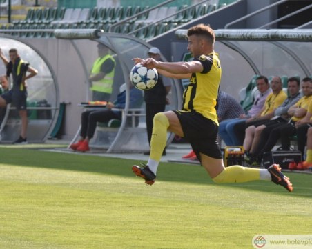 Бразилец в Ботев пропуска първата контрола, контузен е