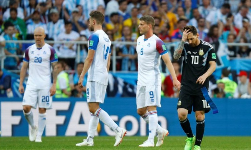 Исландия и Нигерия решават съдбата на Аржентина днес