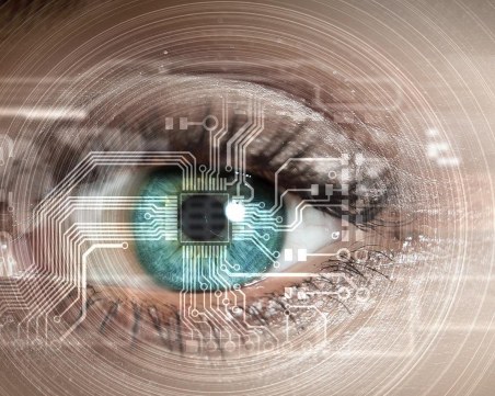 Facebook разработват софтуер, който ще следи движението на очите ни