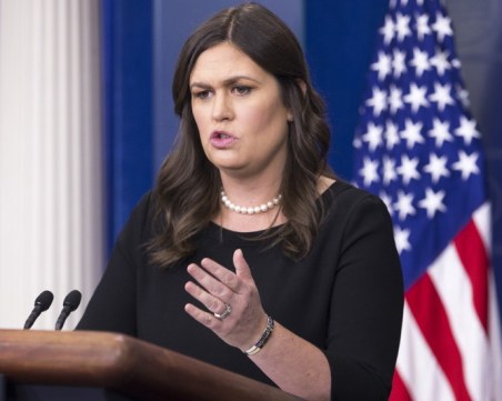 Противничка на Тръмп изгони от ресторанта си говорителката на Белия дом