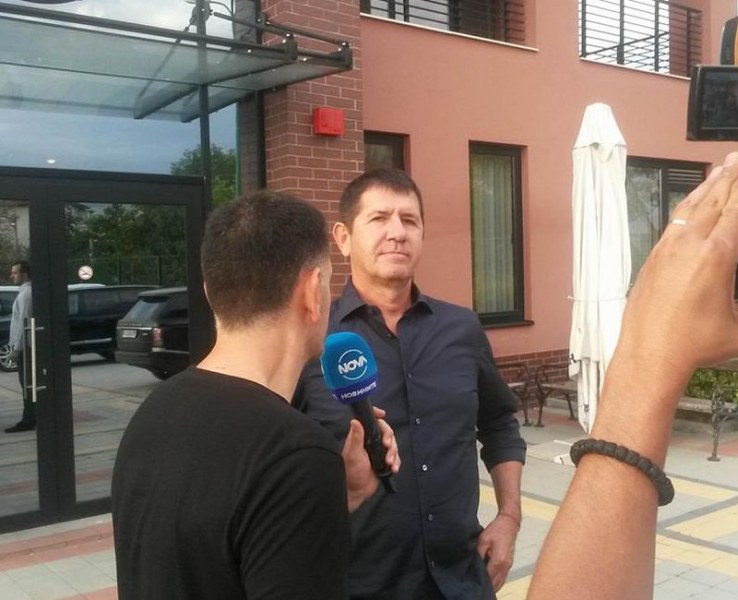 Самуилов: Взимам акциите в Ботев, наесен почваме стадиона