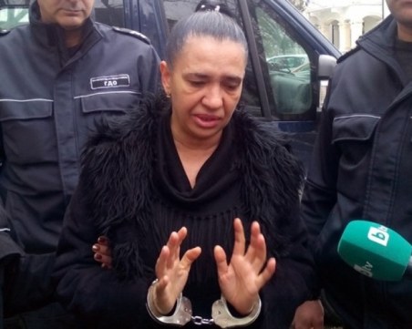 Анита Мейзер излиза от затвора срещу 5 бона