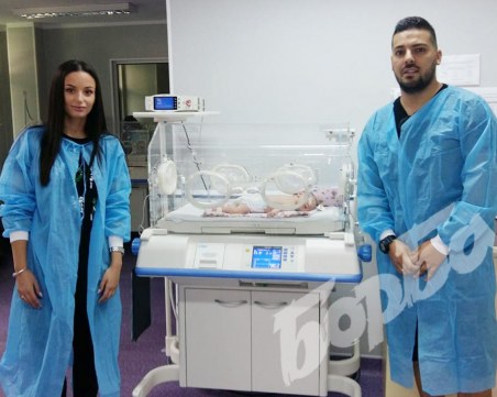 Младоженци дариха пари от сватбата си за болница