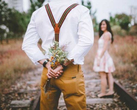 Тези 5 зодии никога няма да забравят първата си любов