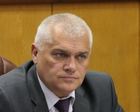 Валентин Радев пътува спешно за Ямбол