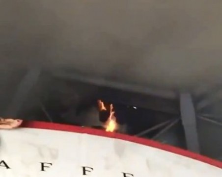 3000 са евакуирани! Огромен пожар избухна в мол в Москва ВИДЕО