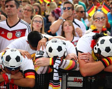 Билд изригна: Кошмар! Най-големия позор в историята!