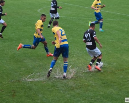 Локо разгроми Марица в първата си контрола