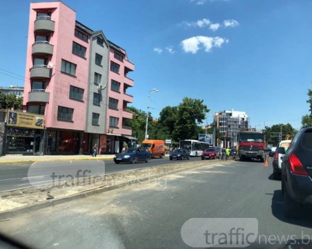 Спокойно! Предпазните пана на Сточна гара ще бъдат възстановени! СНИМКИ