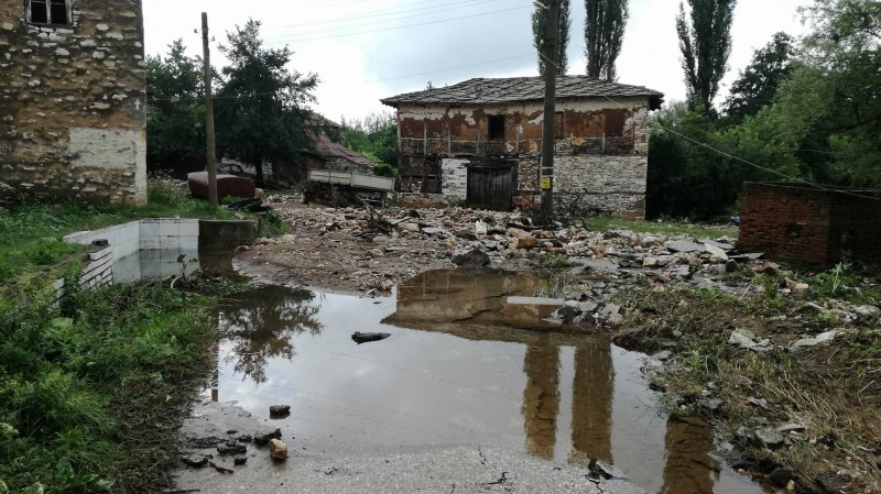 Потоп заля Ивайловградско! Общината обяви частично бедствено положение СНИМКИ