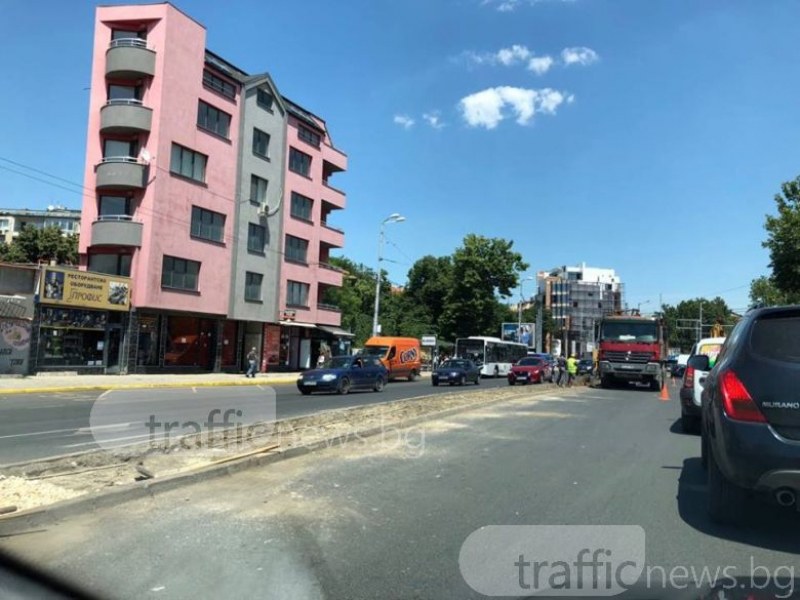 Спокойно! Предпазните пана на Сточна гара ще бъдат възстановени! СНИМКИ