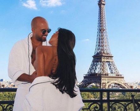 Ники Михайлов празнува юбилей в Париж, Николета пусна снимка с любовно послание