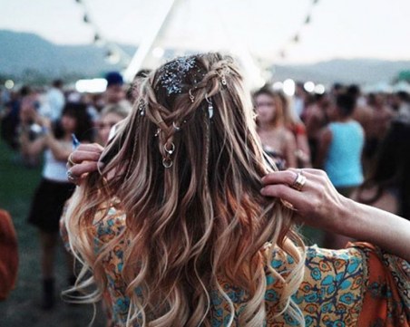 Прическите, вдъхновени от летните фестивали СНИМКИ