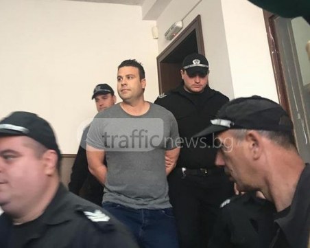 Ексшефът на районното в Раковски остава с мярка “задържане под стража“