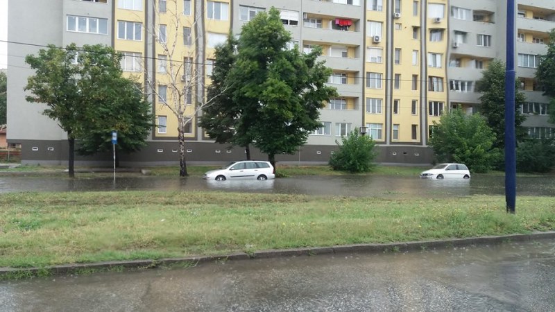 И Пазарджик е под вода! Получени са над 30 сигнала за произшествия