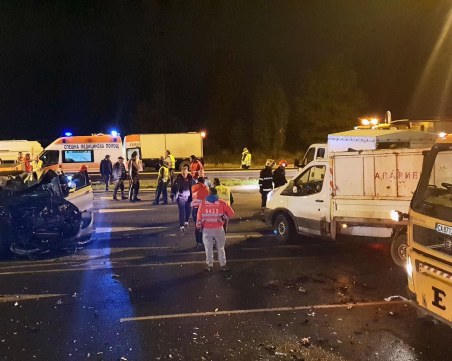 Дъщерята на известен бизнесмен е шофьорката, ударила се челно в камион