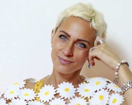 Нана обмисля да отиде на фамилна констелация, смята, че в рода й има кармично натрупване