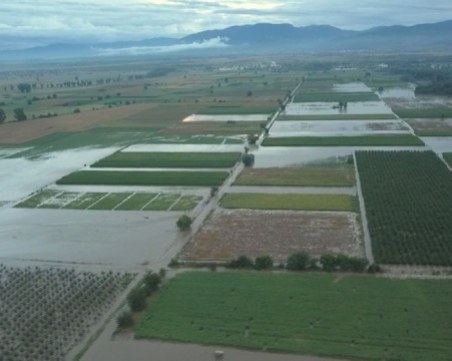 Десетки земеделци от Катуница с унищожена реколта СНИМКА