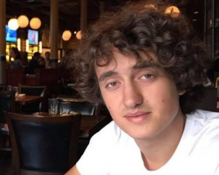 Бащата на доведения син на Емилия трогна всички с думите си на 40-ия ден от смъртта на Феди СНИМКА