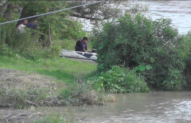 Все още издирват водолаза, изчезнал след екстремно спускане