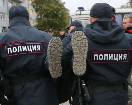 Нощ на щурм и отпор: Издирват мъж, нападнал пловдивчанин в Капана