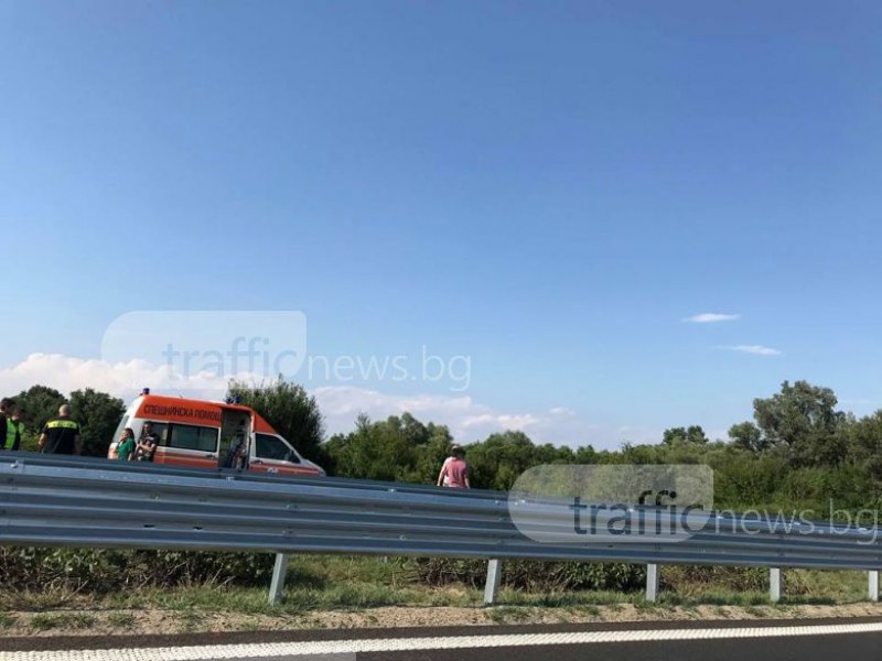 Жестока катастрофа на магистрала Тракия до Раковски! Има загинали СНИМКА