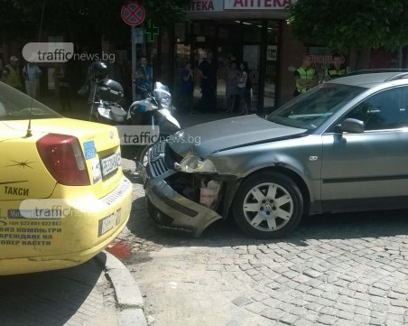 Кола блъсна жена в Кючука! Районът е отцепен СНИМКИ
