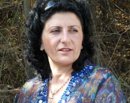 Протестър превозвач прибира огромни субсидии и компенсации, за да вози пътници