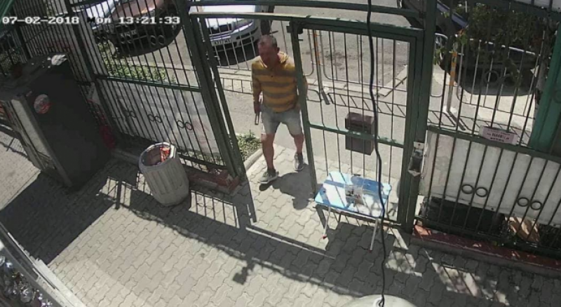 Спипаха крадеца на кутията с дарения за болно дете