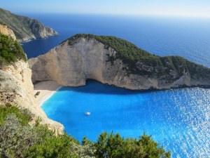 15 причини да посетите приказния остров Корфу