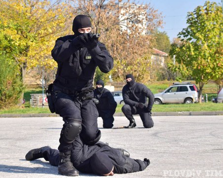 Днес е празникът на МВР! Но има ли какво да се празнува?