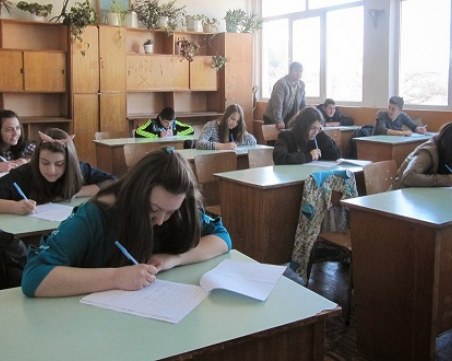 МОН: Класирането след VII клас вече е окончателното