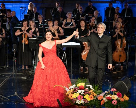 Примата Александрина Пендачанска с 4 биса на Античния СНИМКИ