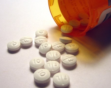 Спипаха 24-годишен, криминално проявен пловдивчанин, с 13 таблетки ривотрил