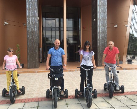 След кмета, и служители на “Тракия“ се качват на три гуми