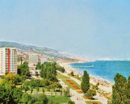 Как западната преса представя нашето Черноморие през 60-те СНИМКИ