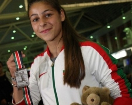 Алекс Начева скача за европейско злато днес, записа още един рекорд