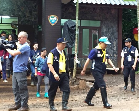 Пловдивчанин е в епицентъра на спасителната акция в тайландската пещера СНИМКИ