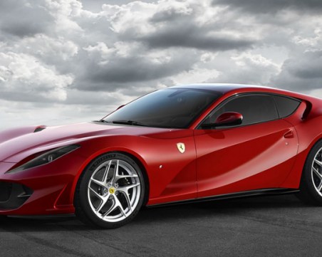 В България има повече Ferrari-та отколкото Tesla