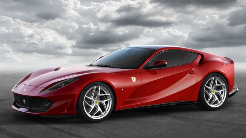 В България има повече Ferrari-та отколкото Tesla